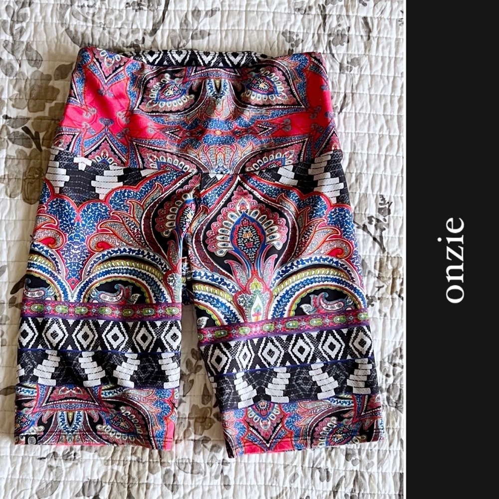 Onzie Ananda Shala Kaleidoscope High Rise Bike Shorts 9” • XS
